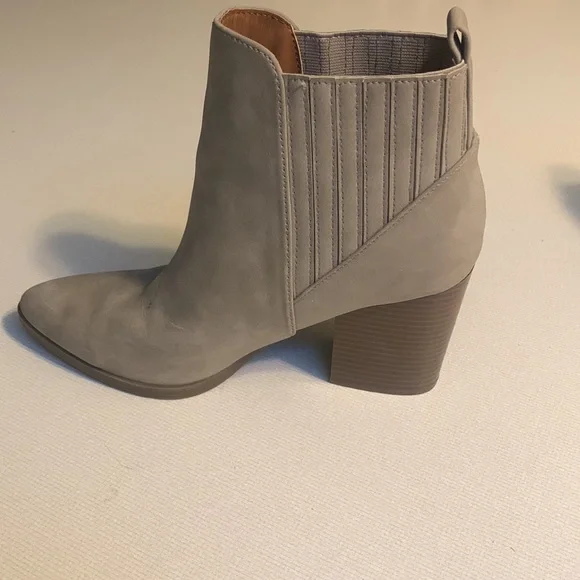 American Eagle Women’s Ankle Boots - Picture 4 of 6